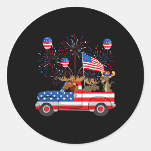 Funny Moose Riding Red Truck Usa Flagge Patriotic Runder Aufkleber