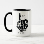 Funny Mr. und Mrs., Bride Skeleton Hand Wedding Ge Tasse (Links)