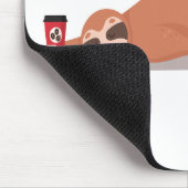 Funny müde Sloth Dieser Kaffee ist gebrochen ich b Mousepad (Ecke)