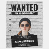 Funny Mugshot Gewollt Individuelle Name & Text Pos Fleecedecke (Vorderseite)