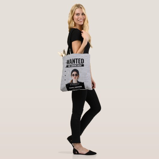 Funny Mugshot Gewollt Individuelle Name & Text Pos Tasche (Am Model)