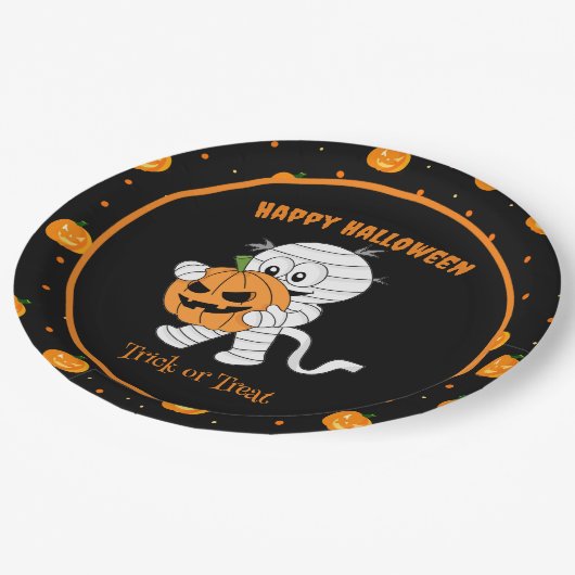 Funny Mummy Walking mit Halloween Pumpkin Party Pappteller (Schrägansicht)
