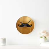 Funny Mustache auf Shiny Holz Textur Hintergrund Runde Wanduhr (Zuhause)