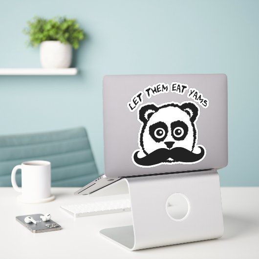 Funny Mustache Panda Ließ ihnen Eat Yams Aufkleber (Laptop auf Schreibtisch)