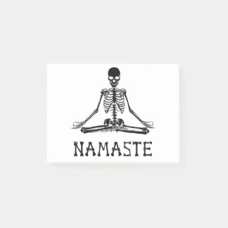 Funny Namaste Skeleton Yogull Halloween T-Shirt Post-it Klebezettel
