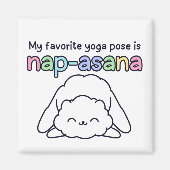 Funny "Nap-asana" Sleepy Cloud Yoga Pose Magnet (Vorne)