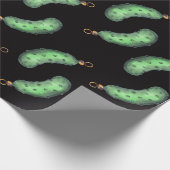 Funny Naughty Pickle Weihnachtsgeschmack Geschenkpapier (Ecke)