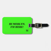 Funny Neon Green Monogram Typografy Name Script Gepäckanhänger (Vorderseite horizontal)