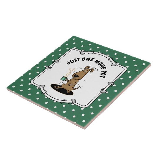 Funny Nervous Jittery Hound Hund auf Kaffee Fliese (Seite)