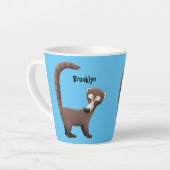Funny neugierig coatimundi Cartoon Illustration Milchtasse (Linke Ecke)