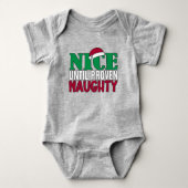 Funny Nice Bis Proven Naughy WeihnachtsJoke Baby Strampler (Vorderseite)