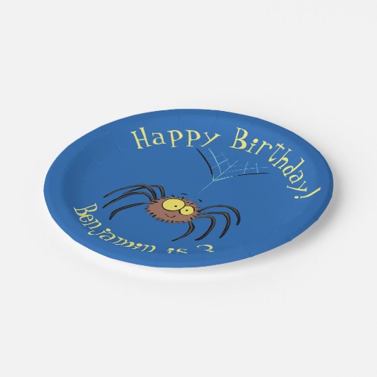 Funny niedlich fluffly spinness Cartoon Pappteller (Schrägansicht)