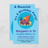 Funny niedlicher lila Cartoon Einsiedlerkrabbe Einladung (Vorne/Hinten)