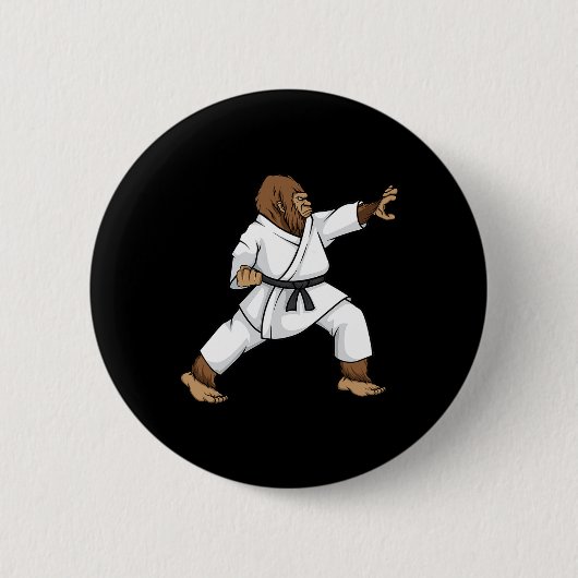 Funny Ninja Bigfoot Doing Karate mit Samurai Desi Button (Vorderseite)
