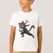 Funny Ninja Cat Cartoon Graphic Design mit Niedlic T-Shirt (Vorderseite)