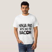 Funny Ninja Pig sagt Nein zu Bacon T-Shirt (Vorne ganz)