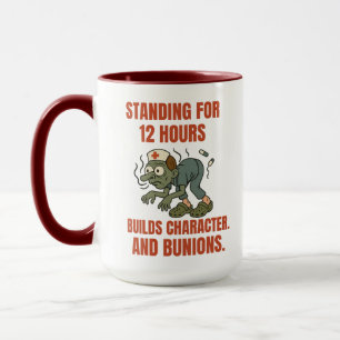 "Funny Nurse Bunion Shirt - 12 Stunden Umzug Zombi Tasse