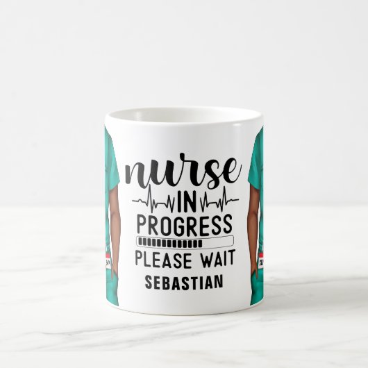 Funny Nurse in Progress Personalisiert Kaffeetasse (Mittel)