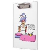 Funny Nurse lernt aus der TV-Zwischenablage Klemmbrett (Links)