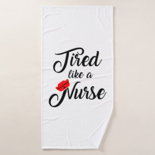 Funny Nurse Shirt. 1 Badehandtuch