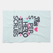 Funny Nursing Superhero Sprichwort Typografie Geschirrtuch (Horizontal)