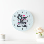 Funny Nursing Superhero Sprichwort Typografie Große Wanduhr (Zuhause)