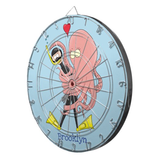 Funny octopus umarmt Taucher Cartoon Spaß Dartscheibe (Vorderseite rechts)