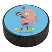 Funny octopus umarmt Taucher Cartoon Spaß Eishockey Puck (3/4)