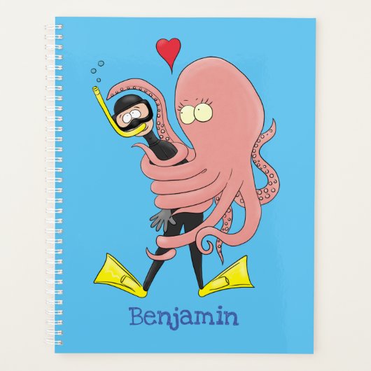 Funny octopus umarmt Taucher Cartoon Spaß Planer (Vorderseite)