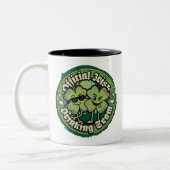 Funny Official Irish Drinking Team Retro 90s Zweifarbige Tasse (Links)