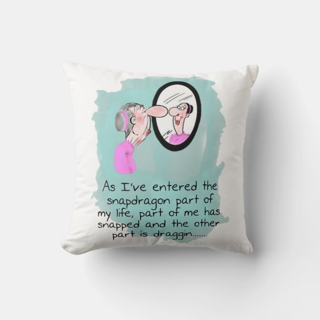 Funny Old Woman Looking Glass Pillow Kissen (Vorderseite)