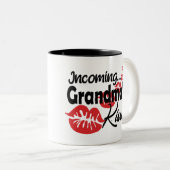 Funny Oma Kisses Tasse (VorderseiteRechts)