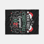 Funny Our First Christmas Engaged 2025 Couples Paj Fleecedecke (Vorderseite (Horizontal))