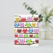Funny Owls sitzt auf einem Ast Muster Postkarte (Stehend Vorderseite)