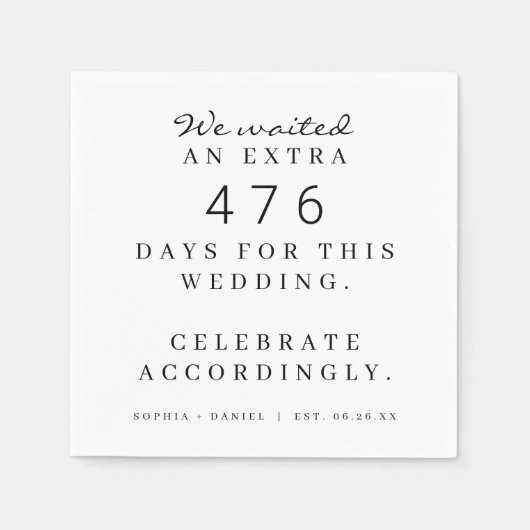 Funny Pandemic Wedding Party Dementsprechend warte Serviette (Vorderseite)