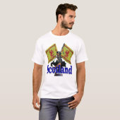 Funny patriotic skeptisch T-Shirt (Vorne ganz)