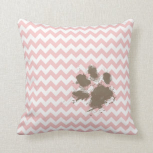 Funny Paw Print on Baby Pink, Light Pink Zickzack Kissen