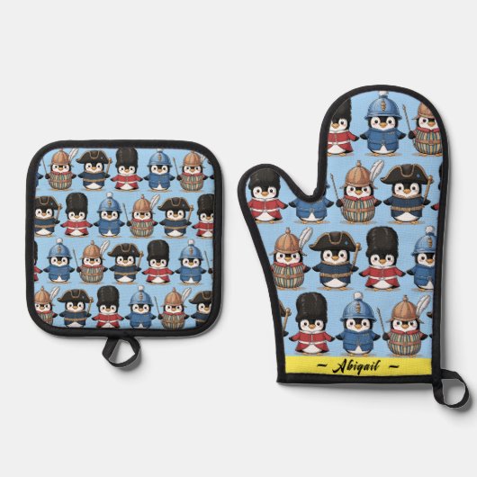 Funny Penguin Royal Guard (Personalisiert) Ofenhandschuh & Topflappen-Set (Vorderseite)