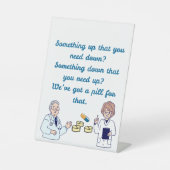 Funny Pharmacist  Sockelschild (Vorderseite)