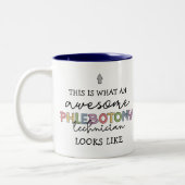 Funny Phlebotomy Technician phantastisch PBT Zweifarbige Tasse (Links)