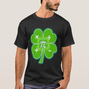 Funny Pi Day Math Patricks Day Kleeblatt Grün T-Shirt