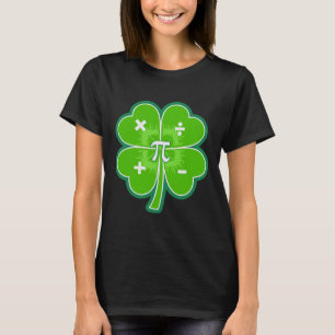 Funny Pi Day Math Patricks Day Kleeblatt Grün T-Shirt