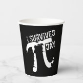 Funny Pi Symbol - Ich überlebte Pi Day Paper Cups Pappbecher (Vorderseite)
