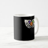 Funny Pickle Halloween Skeleton Hände Herz Pumpki Kaffeetasse (VorderseiteRechts)
