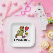 Funny Pickle Playing Pickleball Pappteller (Party)