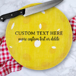 Funny Pickleball-Geschenk, Personalisierter eigene Schneidebrett<br><div class="desc">Ihre Pickleball-Freunde werden dieses lustige Schneiderbrett,  das wie ein Pickleball geformt ist,  Liebe geben. Fügen Sie 2 Zeilen benutzerdefinierten Text hinzu,  um ihn zu personalisieren oder zu löschen. Spaß für Ihr nächstes Pickleball-Party! Das ist ein großartiges Beipickleball-Geschenk für Freunde,  Verwandte oder alle,  die das Pickleball-Spiel Lieben.</div>