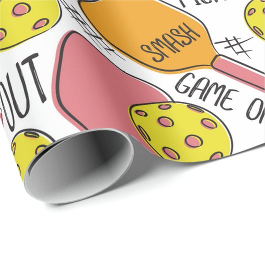 Funny Pickleball Grafik in Rosa Orange Geschenkpapier (Rolleneckpunkt)