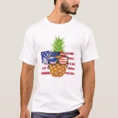 Funny Pineaple Wearing Sunglasses American Flag 4 T-Shirt (Vorderseite)