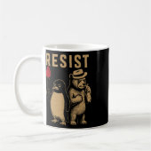 Funny Pinguin Resist Pinguine Protest gegen Tari Kaffeetasse (Links)