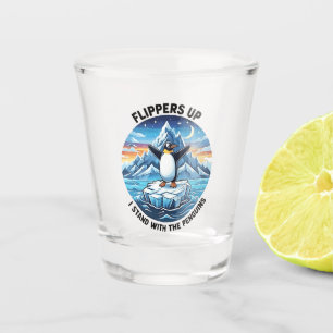 Funny Pinguin Resist Protest gegen Tarrifs Schnapsglas